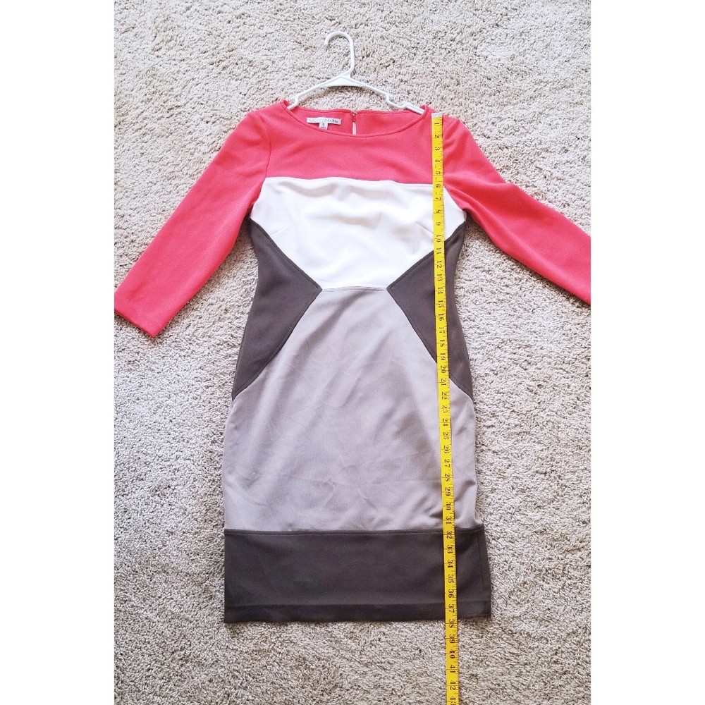 Maggy London Sheath Colorblock Dress - Picture 5 of 7